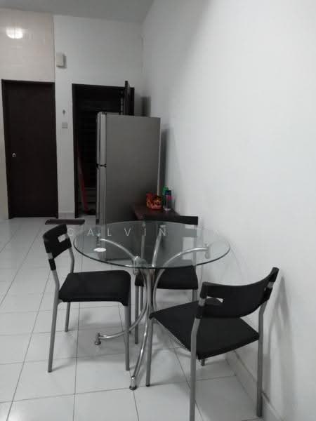Service Residence for Sale at Serviced Residence @ Casa Tiara - Calvin Tan - Dining Room - PropertyGuru.com.my
