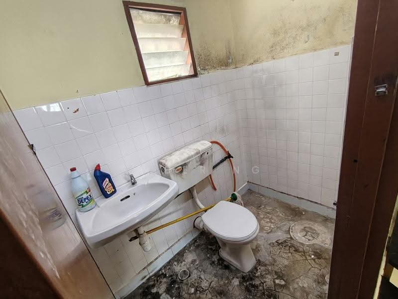 Terraced House for Sale in Desa Setapak (Wangsa Maju) - Amber Ng - Bathroom - PropertyGuru.com.my