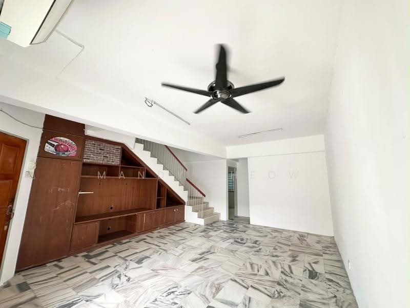 Rumah Teres 2-Tingkat untuk Dijual di Bandar Baru Kundang (Rawang) - Mandy Cheow - Living Room - PropertyGuru.com.my