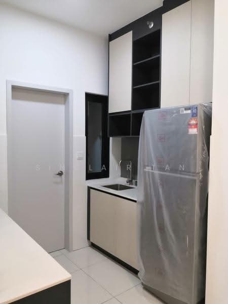Kediaman Servis untuk Disewa di The Amber Residence @ TwentyFive.7 - Sinclair Tan - Kitchen - PropertyGuru.com.my
