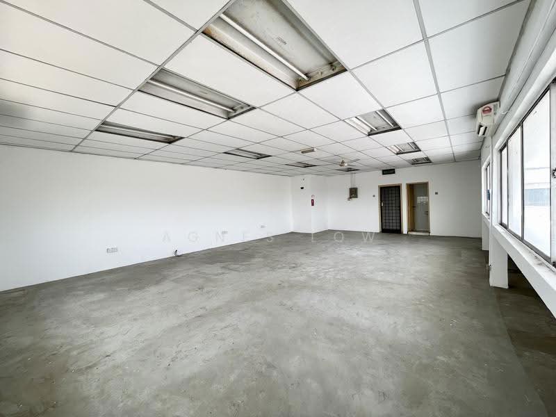 Semi-D Factory for Sale in Taman Desa Cemerlang (Ulu Tiram) - Agnes Low - Interior - PropertyGuru.com.my