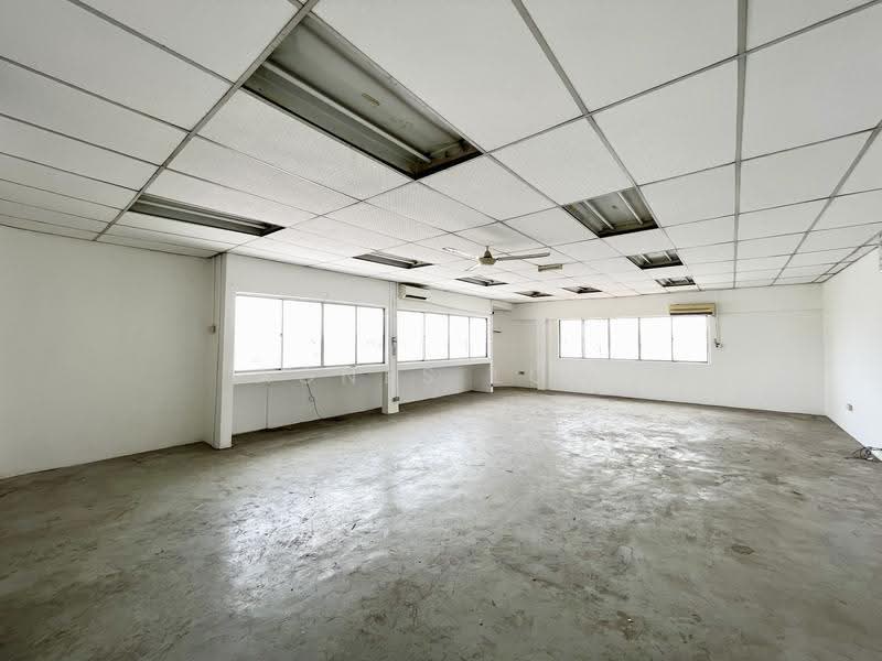 Semi-D Factory for Sale in Taman Desa Cemerlang (Ulu Tiram) - Agnes Low - Interior - PropertyGuru.com.my