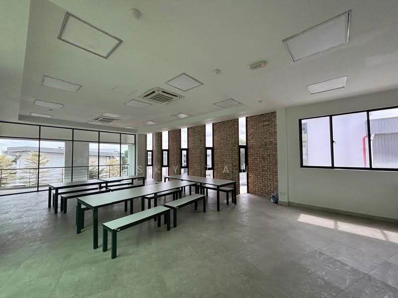 Detached Factory for Rent in Taman Impian Emas (Skudai) - Sky Tan - Interior - PropertyGuru.com.my