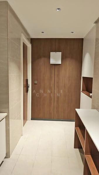 Kediaman Servis untuk Disewa di The Astaka @ 1 Bukit Senyum - Annie Chin - Entrance - PropertyGuru.com.my