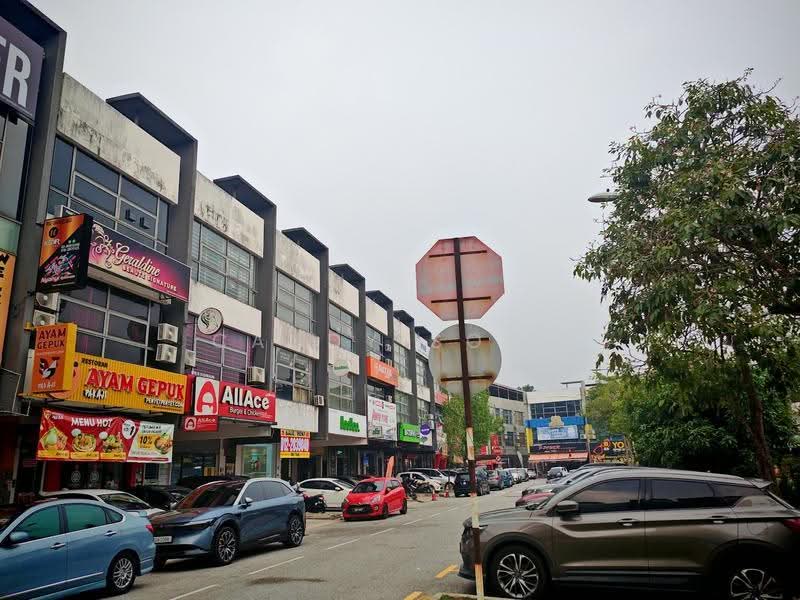 Shop for Sale in Lake Fields (Sungai Besi) - Candy Soon - PropertyGuru.com.my