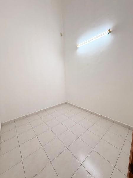 Rumah Teres 1-Tingkat untuk Dijual di Taman Bestari Indah (Ulu Tiram) - Calvin Lee - Interior - PropertyGuru.com.my