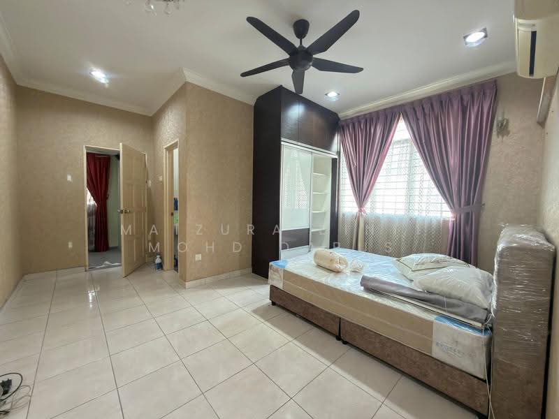 Semi-Detached House for Sale in Taman Jelok Impian (Kajang) - Maizura binti Mohd Darus - Bedroom - PropertyGuru.com.my