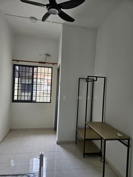 2-storey Terraced House for Sale in Taman Pinggiran Putra (Seri Kembangan) - Janie Wai - Interior - PropertyGuru.com.my