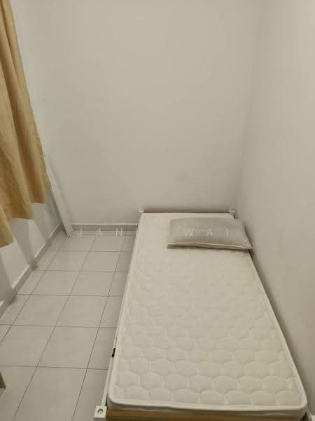 2-storey Terraced House for Sale in Taman Pinggiran Putra (Seri Kembangan) - Janie Wai - Bedroom - PropertyGuru.com.my
