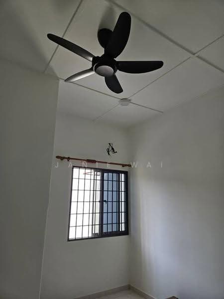 2-storey Terraced House for Sale in Taman Pinggiran Putra (Seri Kembangan) - Janie Wai - PropertyGuru.com.my