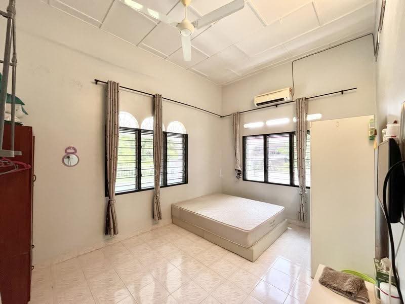 Bungalow House for Sale in Bidor (Perak) - Joel Lee - Bedroom - PropertyGuru.com.my