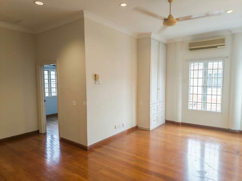 Rumah Berkembar untuk Disewa di Usj 5 (Subang Jaya) - Shahshi T - Living Room - PropertyGuru.com.my