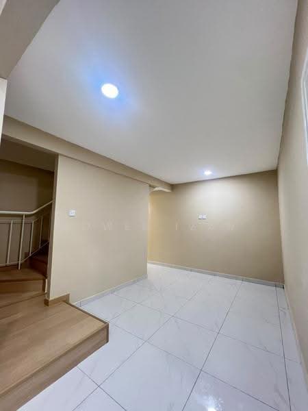 2-storey Terraced House for Sale in Bandar Baru Permas Jaya (Permas Jaya) - Howes Izan - Interior - PropertyGuru.com.my