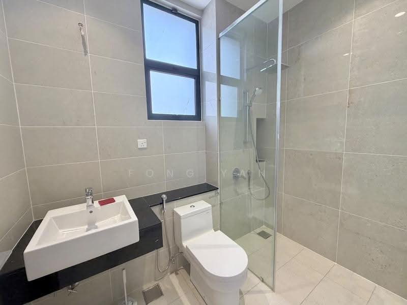 Rumah Berkembar untuk Dijual di Setia Alam (Selangor) - Fong Yan - Bathroom - PropertyGuru.com.my