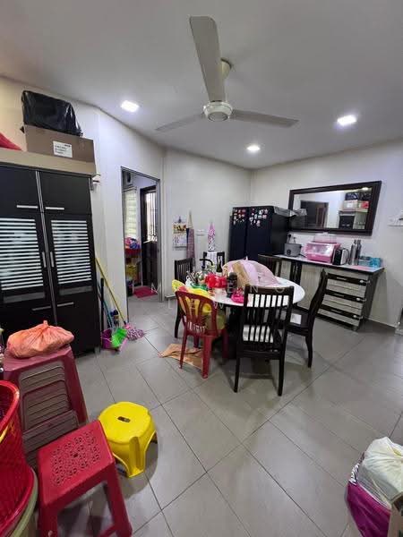 Semi-Detached House for Sale in Taman Selayang Mutiara (Selayang) - Kim Meng Lew - Dining Room - PropertyGuru.com.my