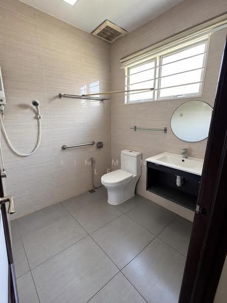 Semi-Detached House for Sale in Taman Selayang Mutiara (Selayang) - Kim Meng Lew - Bathroom - PropertyGuru.com.my