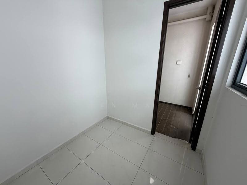 Condominium for Sale at Royal Strand @ Country Garden Danga Bay - Yen Ma - Interior - PropertyGuru.com.my