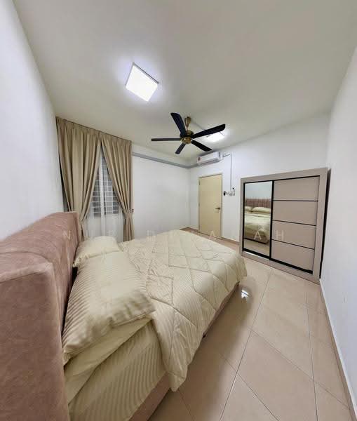 Kondominium untuk Disewa di Prima U1 - Nur Diyanah - Room 3 (Middle) : RM 900/month - PropertyGuru.com.my