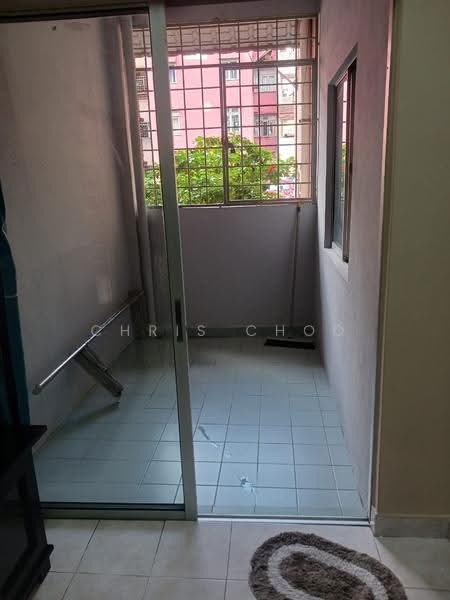 Apartment for Rent at Pangsapuri Lotus (Teratai) - Chris Choo - Balcony - PropertyGuru.com.my