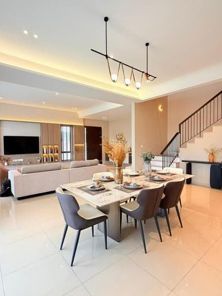 Rumah Teres 2-Tingkat untuk Dijual di Sepang (Selangor) - Kayson Tan - Living Room - PropertyGuru.com.my