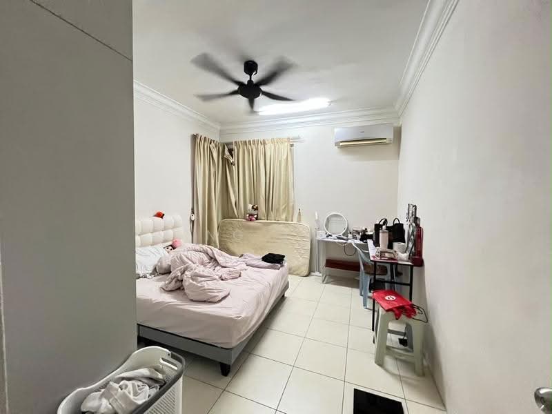 Kondominium untuk Dijual di Platinum Lake PV 13 - Ming Ju Li - Bedroom - PropertyGuru.com.my