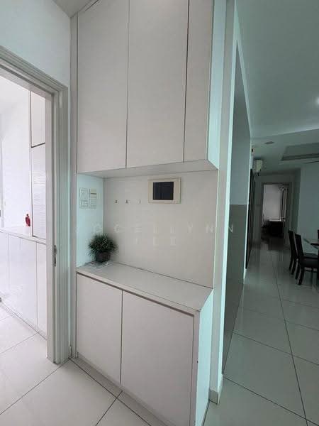 Kondominium untuk Dijual di The Light Linear - Jocellynn Lee - Entrance - PropertyGuru.com.my