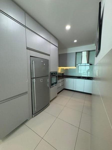Kondominium untuk Dijual di The Light Linear - Jocellynn Lee - Kitchen - PropertyGuru.com.my