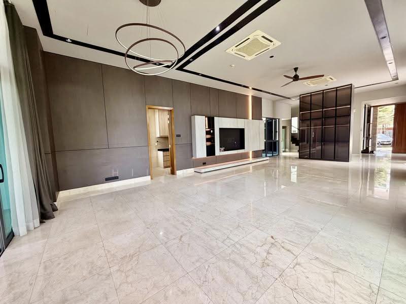 Bungalow House for Rent in Seputeh (Kuala Lumpur) - Hilary Low - Living Room - PropertyGuru.com.my