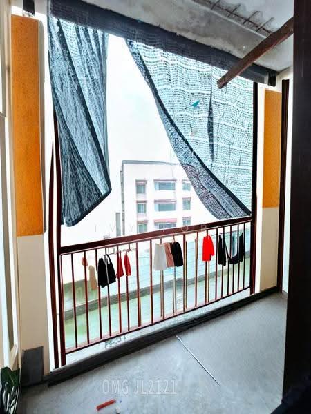 Rumah Flat untuk Dijual di Taman Chi Liung - Ivy Por - Balcony - PropertyGuru.com.my