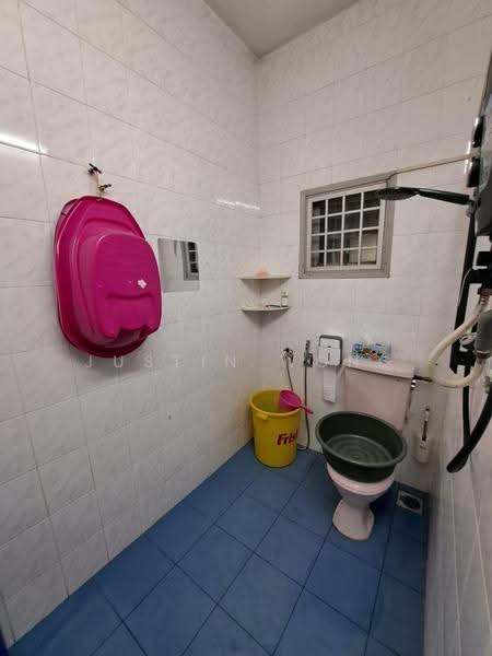 2-storey Terraced House for Rent in Klang (Selangor) - Justin Wong - Bathroom - PropertyGuru.com.my