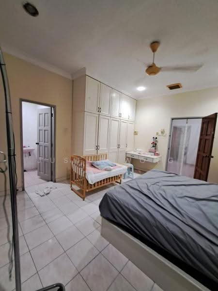 2-storey Terraced House for Rent in Klang (Selangor) - Justin Wong - Bedroom - PropertyGuru.com.my