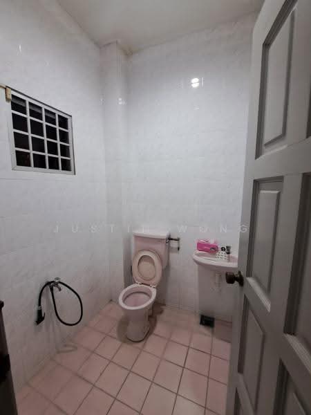 2-storey Terraced House for Rent in Klang (Selangor) - Justin Wong - Bathroom - PropertyGuru.com.my