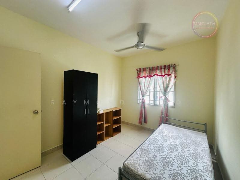 Apartment for Sale at Seri Baiduri - Raymond Choo - Bedroom - PropertyGuru.com.my