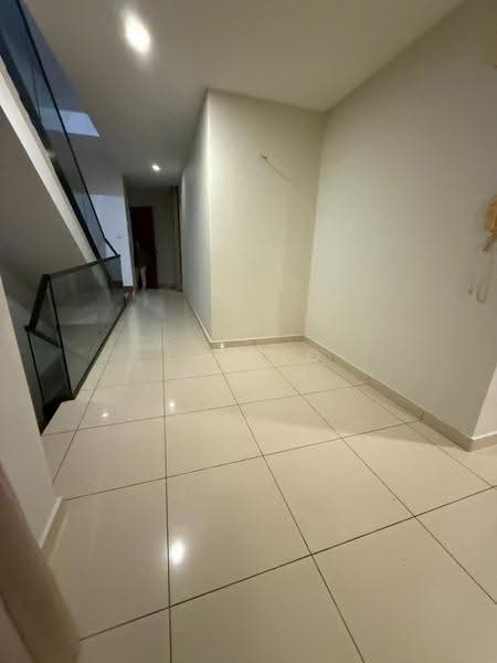 Banglo Pautan untuk Disewa di Cyber 9 (Cyberjaya) - Taufiq Azlan - Corridor - PropertyGuru.com.my