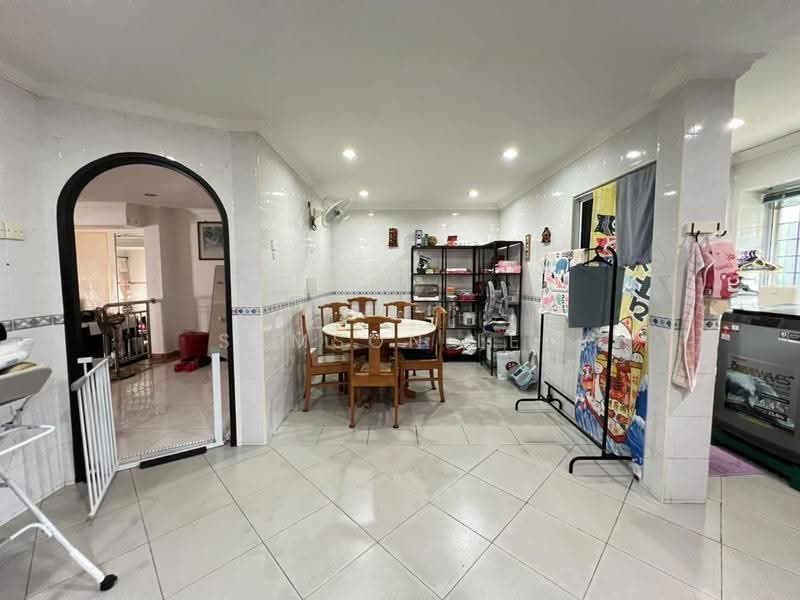 2-storey Terraced House for Sale in Taman Bukit Idaman (Selayang) - Samson Lee - Dining Room - PropertyGuru.com.my