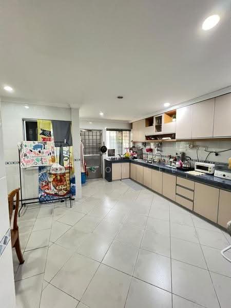 2-storey Terraced House for Sale in Taman Bukit Idaman (Selayang) - Samson Lee - Kitchen - PropertyGuru.com.my