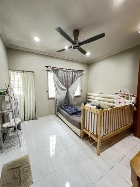 2-storey Terraced House for Sale in Taman Bukit Idaman (Selayang) - Samson Lee - Bedroom - PropertyGuru.com.my
