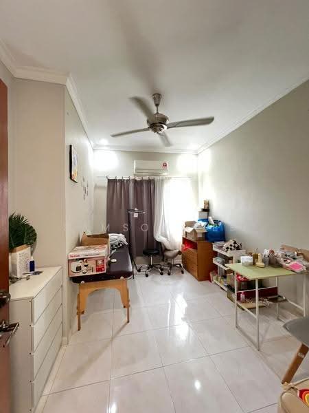 2-storey Terraced House for Sale in Taman Bukit Idaman (Selayang) - Samson Lee - Study - PropertyGuru.com.my
