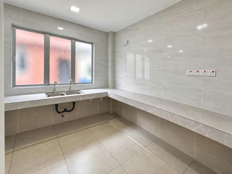 2-storey Terraced House for Sale in Bandar Botanic (Klang) - Ivy Por - Kitchen - PropertyGuru.com.my
