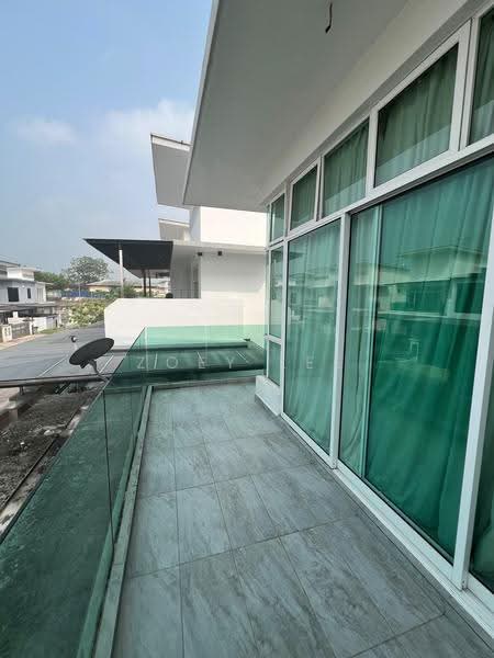 Cluster House for Sale in Skudai (Johor) - Zoey Lee - Exterior - PropertyGuru.com.my