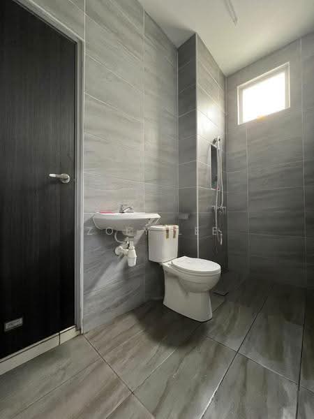 Cluster House for Sale in Skudai (Johor) - Zoey Lee - Bathroom - PropertyGuru.com.my