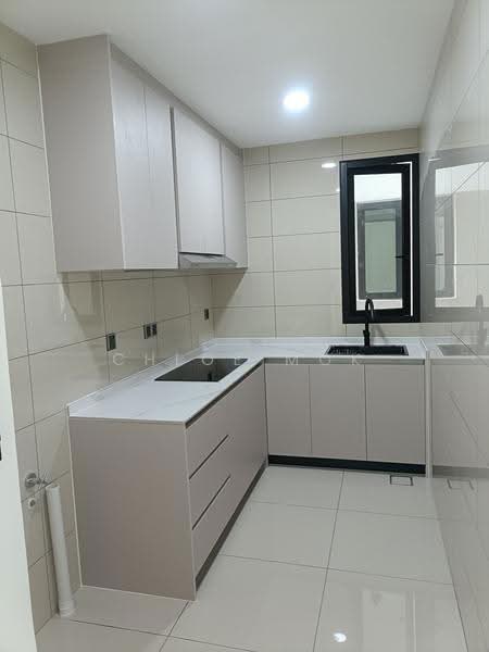Kediaman Servis untuk Dijual di Duta Park Residences - Chloe Mok - Kitchen - PropertyGuru.com.my