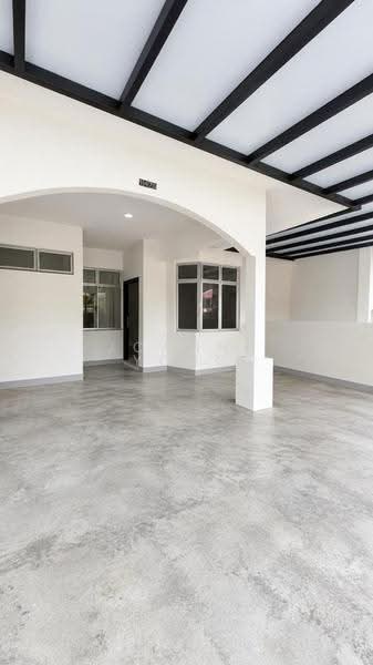 Rumah Teres 1-Tingkat untuk Dijual di Senai (Kulai) - JOANNE YONG - Entrance - PropertyGuru.com.my