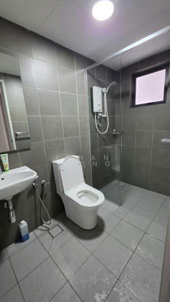 Service Residence for Rent at Berkeley Uptown - Ethan Chong - Bathroom - PropertyGuru.com.my