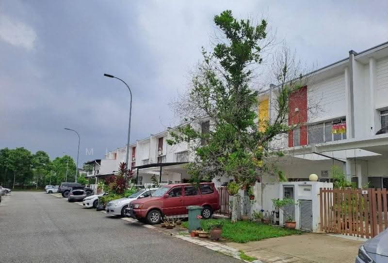 2-storey Terraced House for Sale in Semenyih (Selangor) - Michael Wong - Exterior - PropertyGuru.com.my