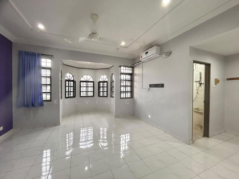 2-storey Terraced House for Rent in Taman Sppk (Ipoh) - Kelvin Chong - Living Room - PropertyGuru.com.my