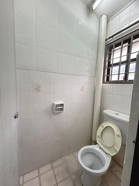 2-storey Terraced House for Rent in Taman Sppk (Ipoh) - Kelvin Chong - Bathroom - PropertyGuru.com.my