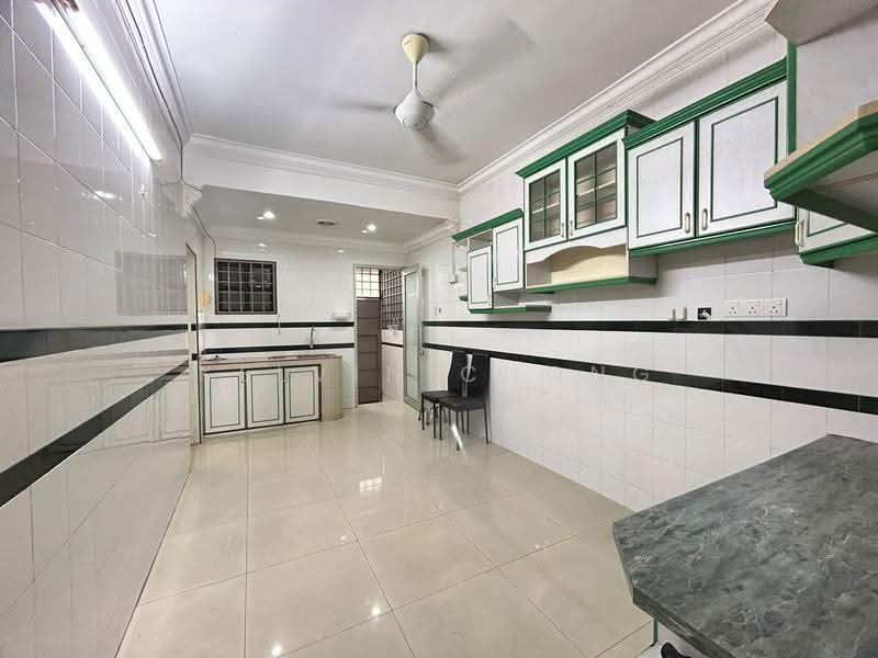 2-storey Terraced House for Rent in Taman Sppk (Ipoh) - Kelvin Chong - Kitchen - PropertyGuru.com.my
