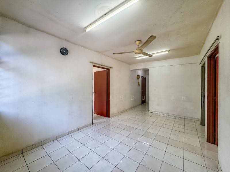 Apartment for Sale at Rista Villa Apartment - Luqman Abdullah - Interior - PropertyGuru.com.my