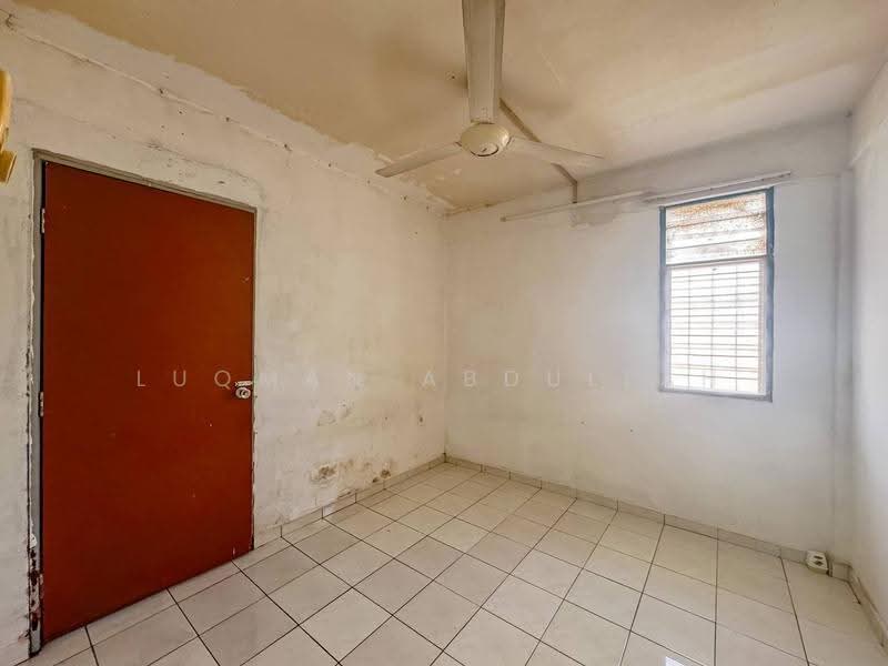 Apartment for Sale at Rista Villa Apartment - Luqman Abdullah - Interior - PropertyGuru.com.my